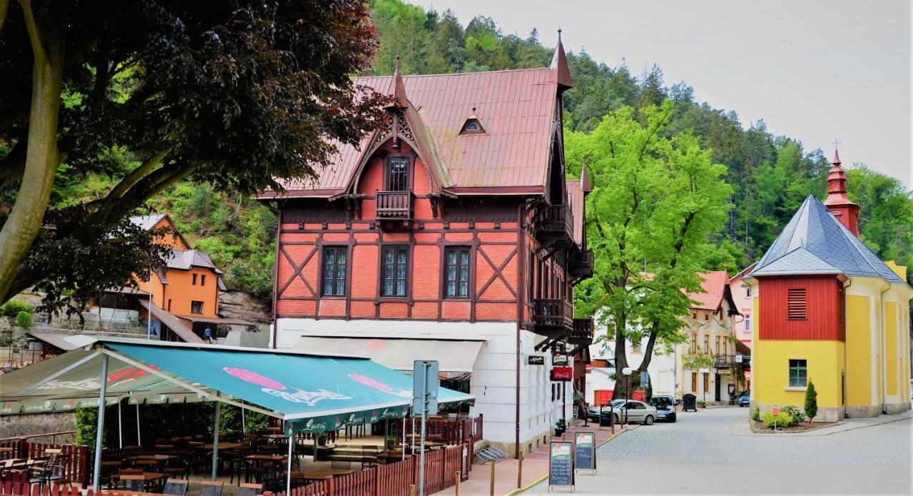 Hotel U Lipy Hřensko Exterior foto